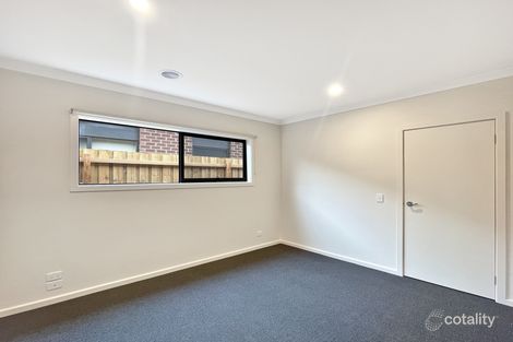Property photo of 32 Juniperina Circuit Wallan VIC 3756