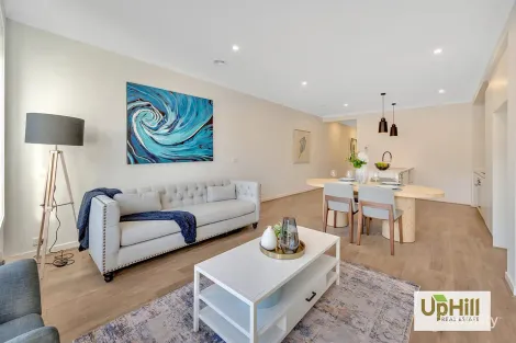 50 Hillview Dr, Carrum Downs, VIC 3201