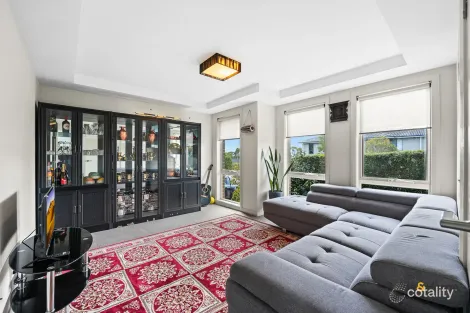 Property photo of 18 Snowy Avenue Minto NSW 2566