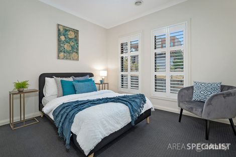 Property photo of 13 Carambola Place Berwick VIC 3806
