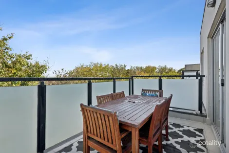 Property photo of 29/30 Lillimur Road Ormond VIC 3204