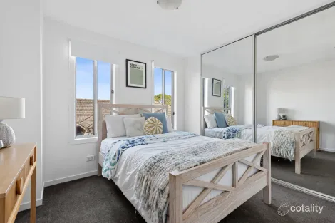 Property photo of 29/30 Lillimur Road Ormond VIC 3204