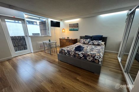 Property photo of 23/92-94 Grey Street St Kilda VIC 3182