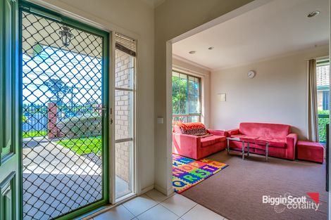 Property photo of 11/218 Shaws Road Werribee VIC 3030