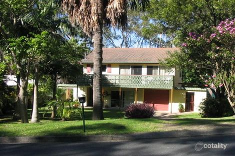 Property photo of 18 Lakeside Crescent Elizabeth Beach NSW 2428