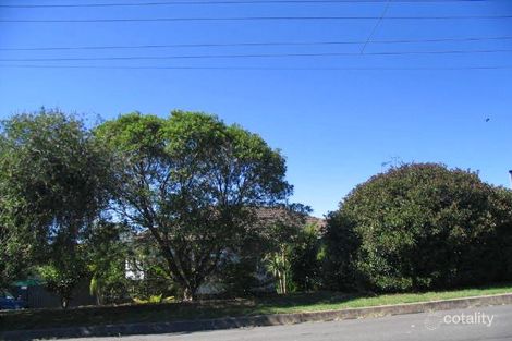 4 Dennis Ave, Mount Warrigal, NSW 2528