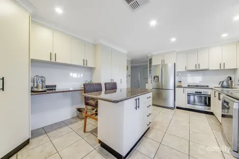 Property photo of 5 Saunders Place Raby NSW 2566