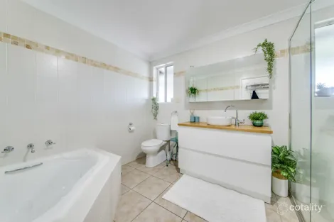 Property photo of 5 Saunders Place Raby NSW 2566
