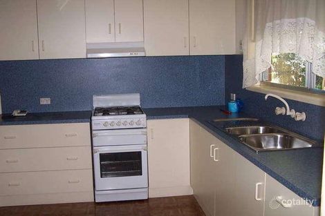 Property photo of 2 Brownlow Crescent Epping VIC 3076