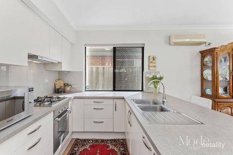 Property photo of 40 Gentilli Way Como WA 6152