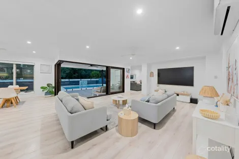 Property photo of 20 Vanstone Way Redland Bay QLD 4165
