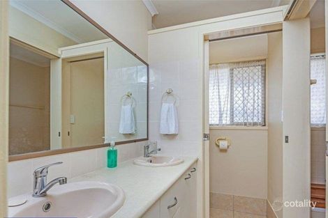 Property photo of 30 Village Drive Daisy Hill QLD 4127