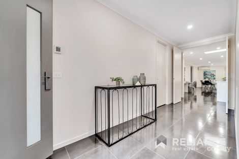 Property photo of 8 Osmund Crescent Point Cook VIC 3030