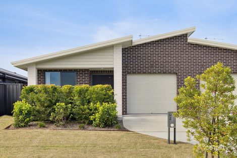 Property photo of 2/12 Oak Avenue Grafton NSW 2460
