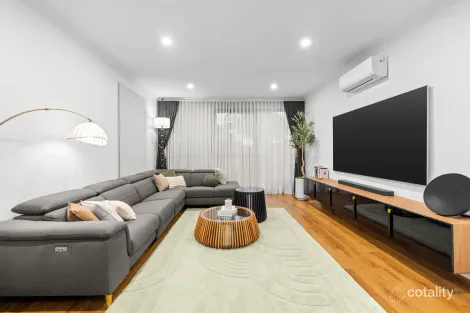 Property photo of 60 Riana Loop Eumemmerring VIC 3177