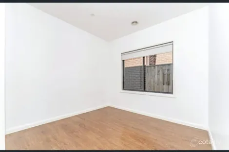 Property photo of 44 Meaford Street Mickleham VIC 3064