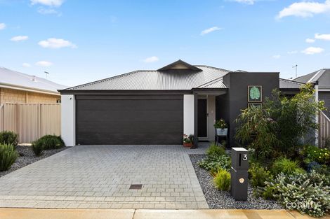 3 Pierrepoint Loop, Champion Lakes, WA 6111
