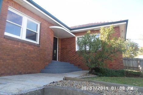 28 Mount Keira Rd, West Wollongong, NSW 2500