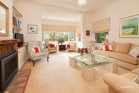 Property photo of 16 Narooma Road Northbridge NSW 2063