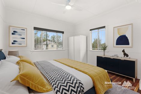 Property photo of 19 Macklin Street Holland Park QLD 4121