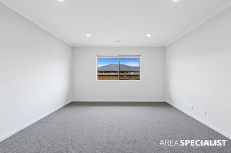 Property photo of 36 Grande Belmond Avenue Clyde VIC 3978
