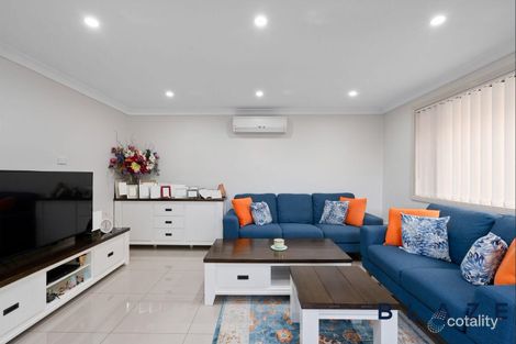 15 Yakima Ave, Bossley Park, NSW 2176