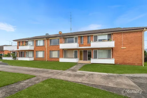 2/17 Prince Edward Dr, Brownsville, NSW 2530