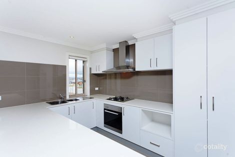 Property photo of 10 Wighton Terrace Casey ACT 2913