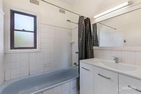 Property photo of 6 Highland Avenue Toongabbie NSW 2146