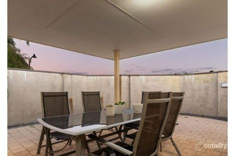 Property photo of 42 Musselbrook Trail Ellenbrook WA 6069