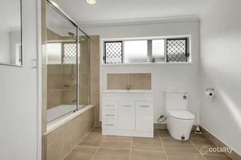 Property photo of 4 Sandpiper Avenue New Auckland QLD 4680