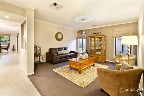 Property photo of 13 Peterborough Drive Doreen VIC 3754