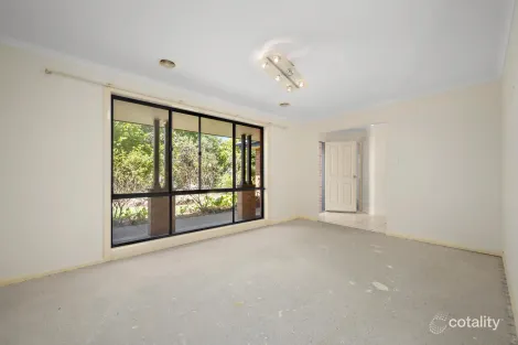 Property photo of 14 Simonetti Street Dunlop ACT 2615