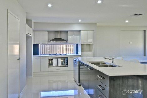 Property photo of 32 Vera Place Tingalpa QLD 4173