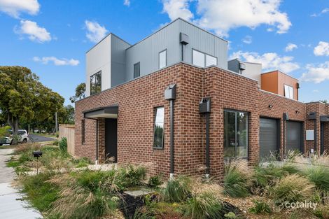 Property photo of 2 Highfield Avenue Blackburn South VIC 3130