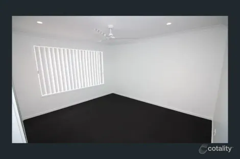 Property photo of 2/687 Ashmore Road Molendinar QLD 4214