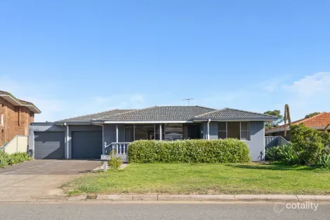 Property photo of 36 Whimbrel Street Stirling WA 6021