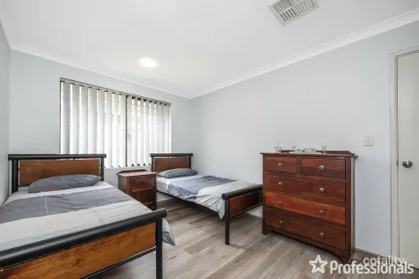 Property photo of 24 Claridge Circle Thornlie WA 6108