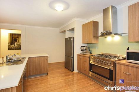 Property photo of 2 Charlbury Crescent Cranbourne North VIC 3977