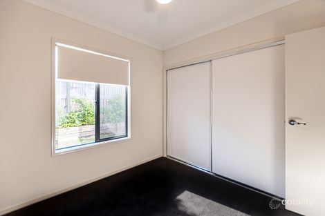 Property photo of 8 Brampton Crescent Springfield Lakes QLD 4300