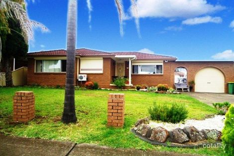 15 Arrowhead Rd, Greenfield Park, NSW 2176