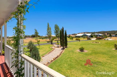 Property photo of 15 Nunnagine Circle Roelands WA 6226