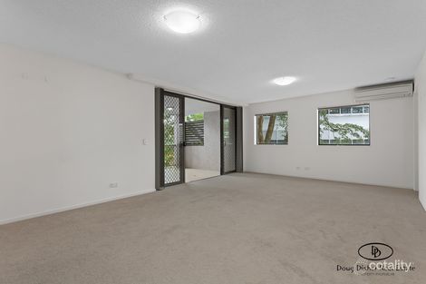 23/7 Landsborough Tce, Toowong, QLD 4066