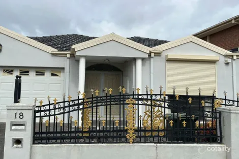 18 Troon Cres, Sunshine North, VIC 3020