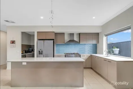 Property photo of 4 Ajax Road Kalkallo VIC 3064