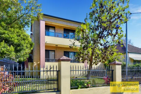 Property photo of 2/29 Oswald Street Campsie NSW 2194