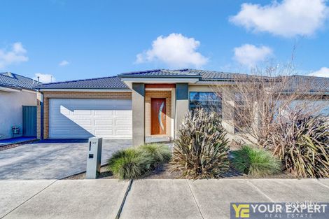 27 Brittle Gum Rd, Cranbourne East, VIC 3977