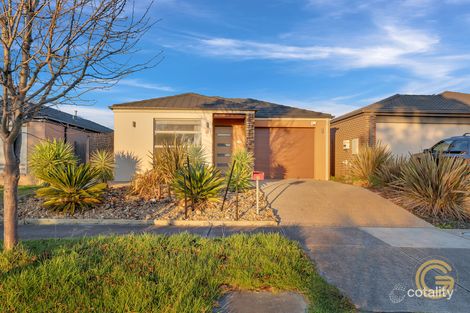 Property photo of 7 Elmsford Crescent Cranbourne West VIC 3977