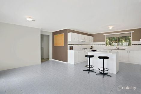 Property photo of 39 Postregna Way Skye VIC 3977