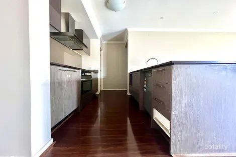 Property photo of 29 Holly Green Circuit Truganina VIC 3029